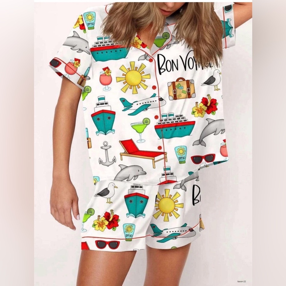 Sheshow BonVoyage Silk  2 piece set Satin short Pajama
Set For Women size large